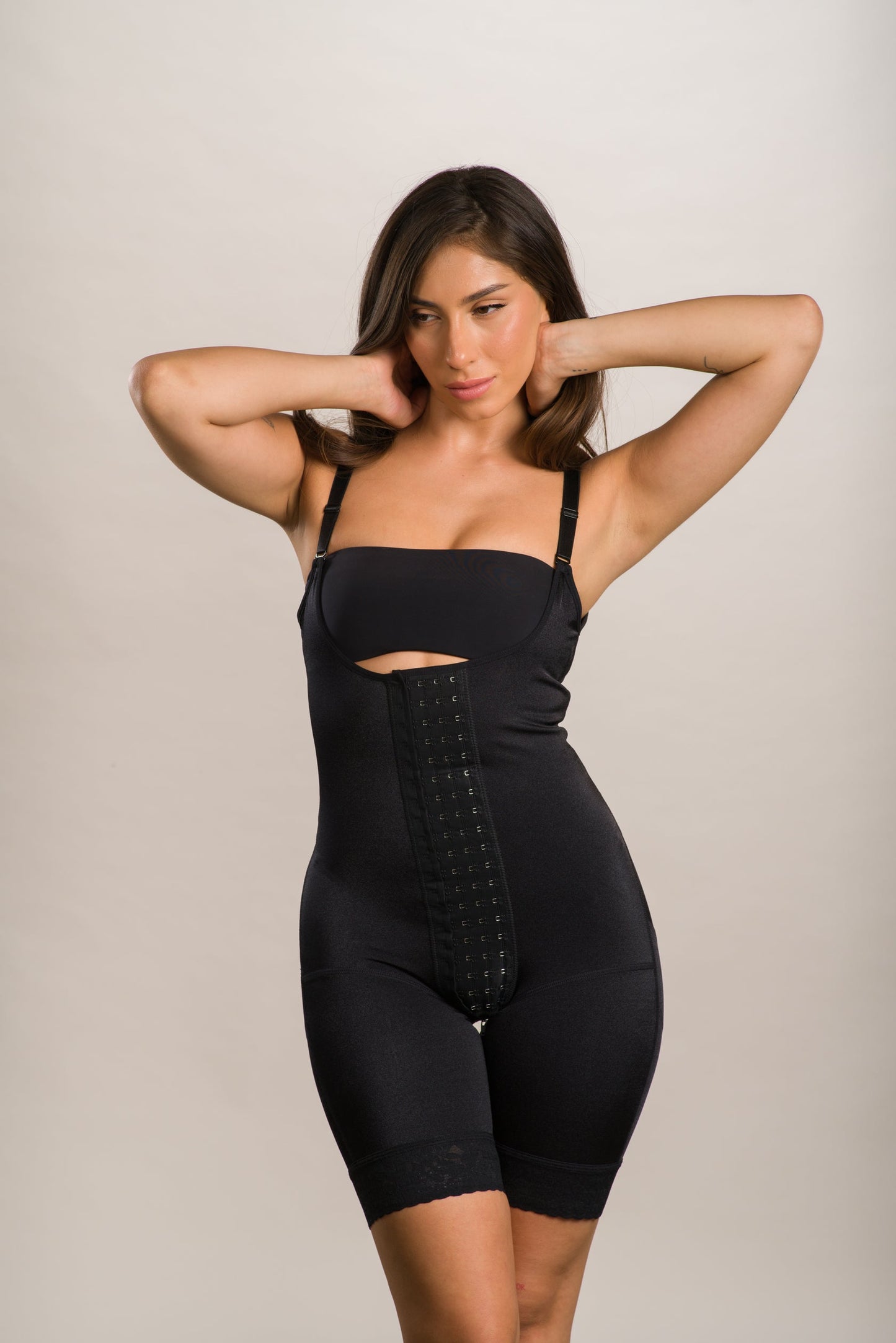 Faja Karen- Body Reductor con Control de Abdomen Extra Fuerte y Efecto Levanta Glúteos